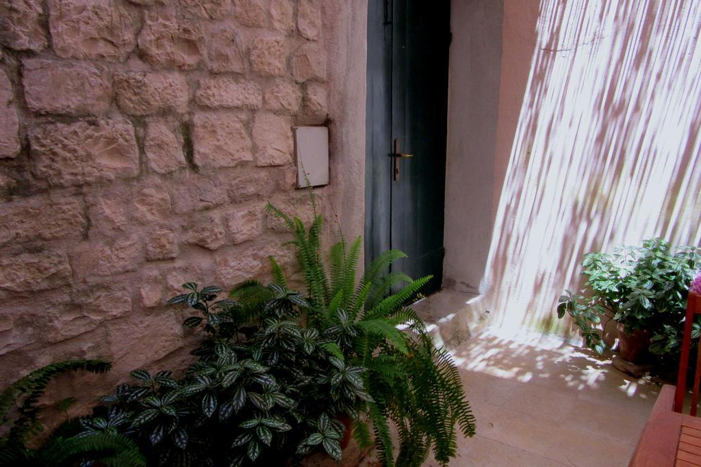 Dobra Apartments Trogir Luaran gambar